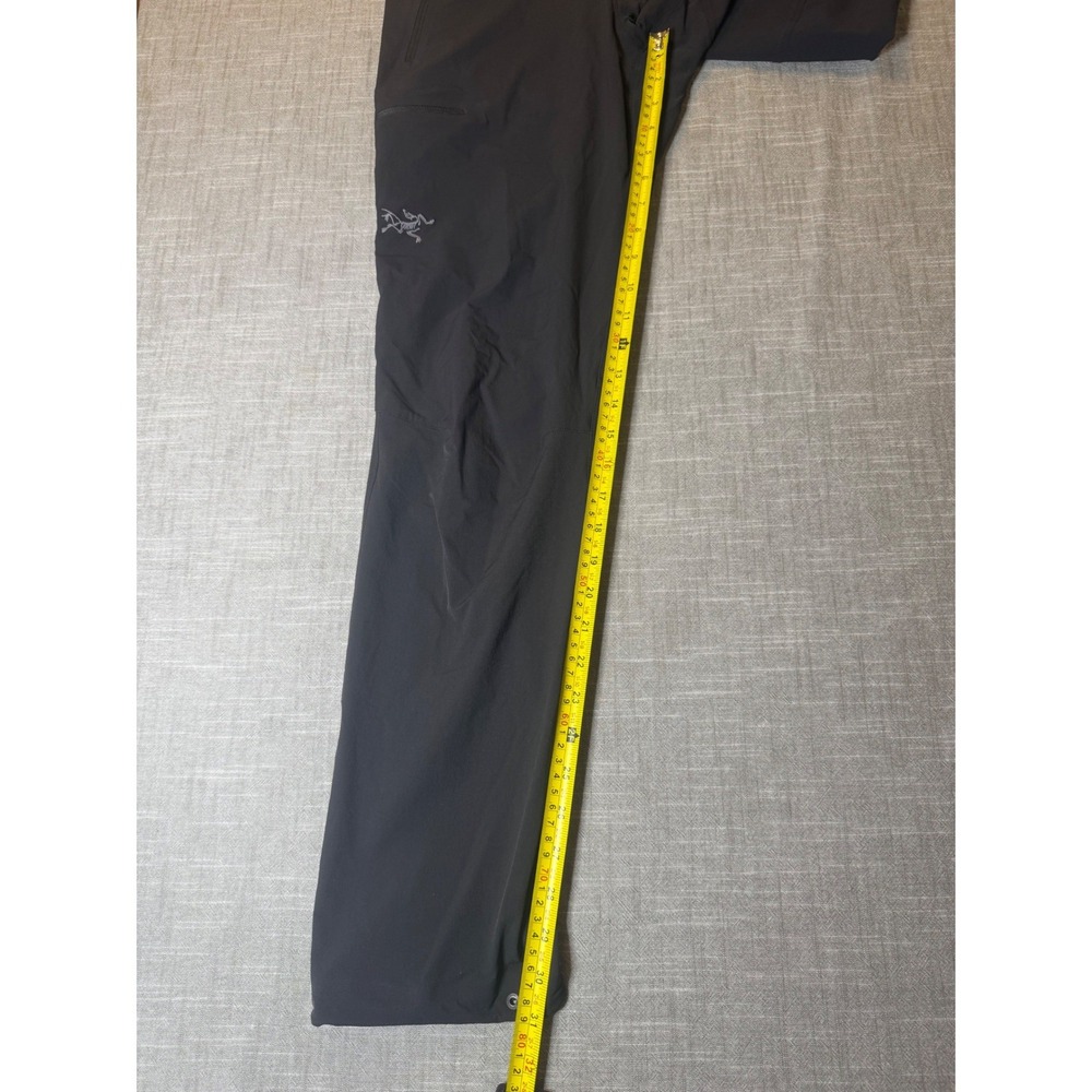 Arc'teryx Women's Dark Gray (more like black) Outdoor Pants - Picture 4 of 11